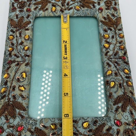 Beaded Embroidered Fabric‎ 4'' x 6'' Picture Frame - Picture 8 of 9